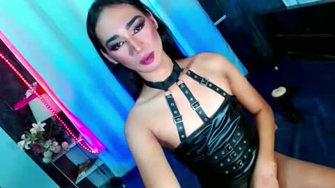 MISS SHANE online show from 15, 12, 2024