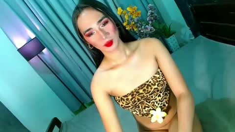 MISS SHANE online show from 10, 1, 2025