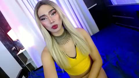 MISS SHANE online show from 25, 2, 2025