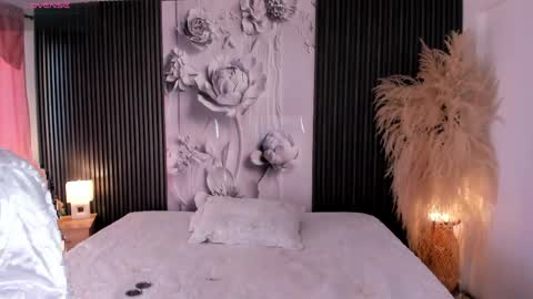 Snapshot of shaniadaniels chatting on 17, 4, 2026 ShaniaDaniels online show from 17, 4, 2026