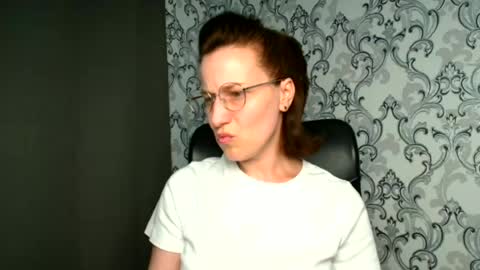 Snapshot of shannen_sweet chatting on 24, 6, 2026 Shannen online show from 24, 6, 2026