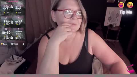 Snapshot of shannonshine chatting on 18, 9, 2025 Shannon online show from 18, 9, 2025