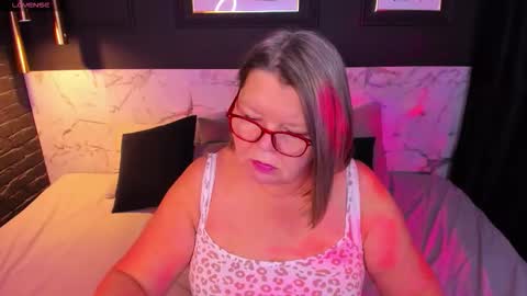 Shannon online show from 17, 12, 2025