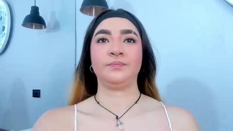 Shanntal  online show from 19, 10, 2025