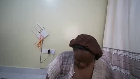 shanny_123 online show from 27, 10, 2025