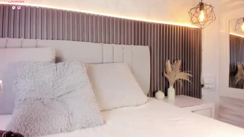 SHANON online show from 7, 11, 2025