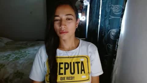 Snapshot of shantal_d03 chatting on 29, 9, 2025 shantal_d03 online show from 29, 9, 2025