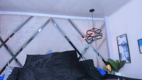 shantal_ferrer3 online show from 5, 1, 2025