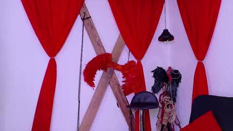 Snapshot of shantal_miller05 chatting on 25, 10, 2025 Shantal Miller online show from 25, 10, 2025