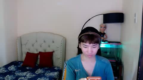 Snapshot of shantalfoxxy chatting on 5, 4, 2026 SHANTA FOX s online show from 5, 4, 2026