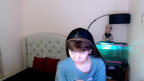 Snapshot of shantalfoxxy chatting on 12, 4, 2026 SHANTA FOX s online show from 12, 4, 2026