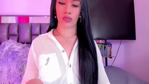 Shantal girls online show from 30, 12, 2024