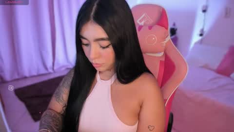 Snapshot of shantall_vidales chatting on 10, 9, 2025 online show from 10, 9, 2025