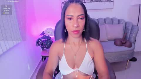 Snapshot of shantall_wills chatting on 25, 3, 2026 Shantall wills online show from 25, 3, 2026