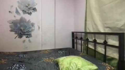 Snapshot of shantallee chatting on 6, 10, 2025 shantallee online show from 6, 10, 2025