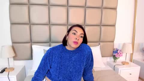 Snapshot of shantalltorres chatting on 2, 10, 2025 shantalltorres online show from 2, 10, 2025