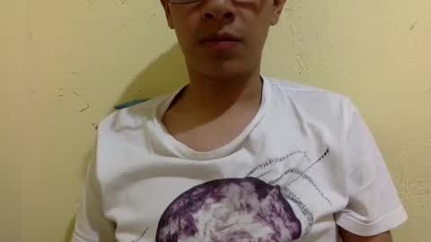 shantiiago7_ online show from 9, 3, 2025