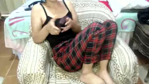 shanyflores5 online show from 23, 4, 2026