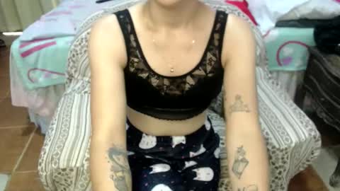 shanyflores5 online show from 23, 4, 2026