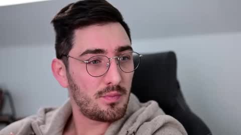 frenchy boy online show from 4, 12, 2024