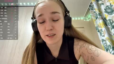 Snapshot of sharitaklemme chatting on 23, 4, 2026 Coraline online show from 23, 4, 2026