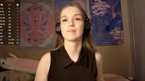 Snapshot of sharitaklemme chatting on 8, 5, 2026 Coraline online show from 8, 5, 2026