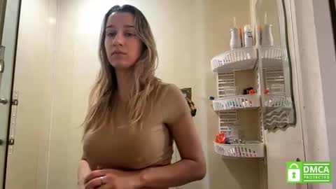Snapshot of sharitaklemme chatting on 10, 6, 2026 Coraline online show from 10, 6, 2026