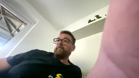 Sharksboy online show from 10, 5, 2026