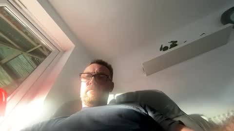 Snapshot of sharksboy16 chatting on 20, 5, 2026 Sharksboy online show from 20, 5, 2026