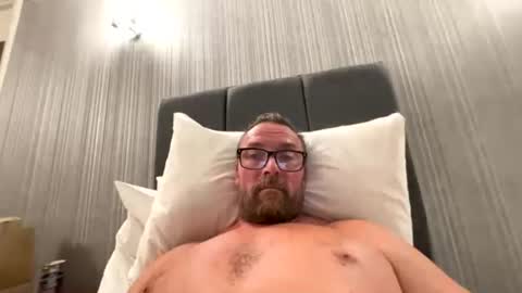 Snapshot of sharksboy16 chatting on 4, 8, 2026 Sharksboy online show from 4, 8, 2026