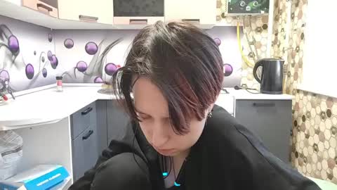 Snapshot of sharleenyodis chatting on 10, 6, 2026 Sara online show from 10, 6, 2026