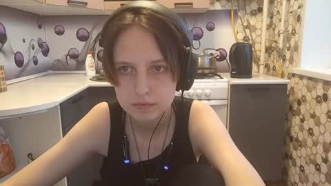 Snapshot of sharleenyodis chatting on 13, 7, 2026 Sara online show from 13, 7, 2026