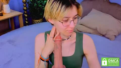 Snapshot of sharli_rose chatting on 23, 4, 2026 Sharli online show from 23, 4, 2026