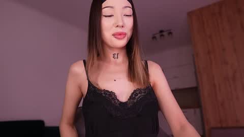 Snapshot of sharlin_13 chatting on 21, 2, 2026 Sharlin online show from 21, 2, 2026