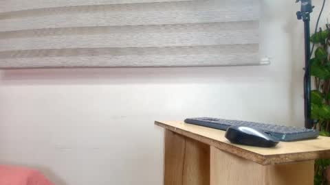 Snapshot of sharlott_kiss chatting on 14, 2, 2025 Sharlott online show from 14, 2, 2025