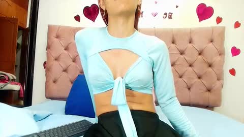 Snapshot of sharlott_kiss chatting on 21, 2, 2025 Sharlott online show from 21, 2, 2025