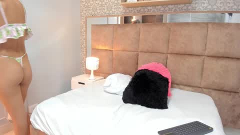 Snapshot of sharlottedoll chatting on 5, 3, 2026 SHARLOTTE online show from 5, 3, 2026