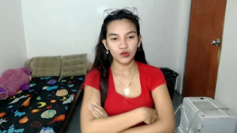 Snapshot of sharminex chatting on 17, 6, 2026 sharminex online show from 17, 6, 2026