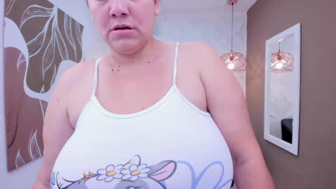 Snapshot of sharon_titts chatting on 13, 5, 2026 sharon online show from 13, 5, 2026