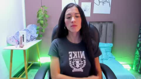 Snapshot of sharonsander1 chatting on 2, 2, 2025 Sharon online show from 2, 2, 2025