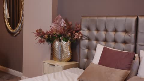 SharonStarr online show from 2, 12, 2024