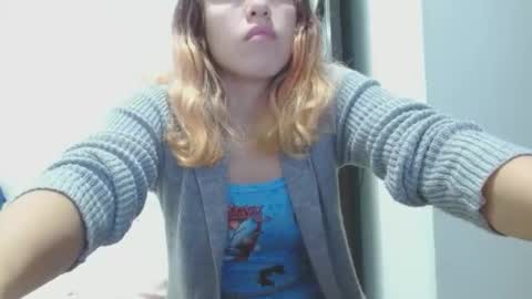 Snapshot of shary_loneli chatting on 8, 11, 2025 Sharyd online show from 8, 11, 2025