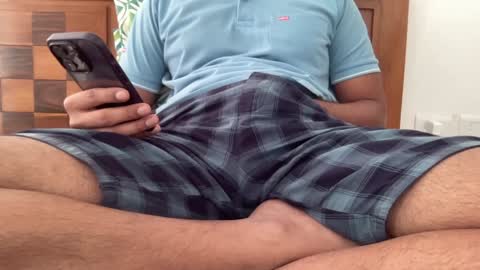 Snapshot of shash2014 chatting on 30, 12, 2024 Shashii online show from 30, 12, 2024