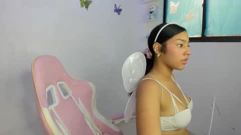 loraine online show from 28, 10, 2025