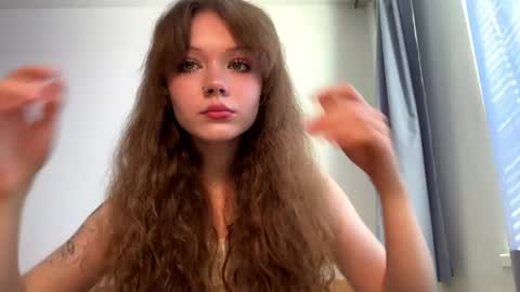 Elizabeth online show from 30, 4, 2026