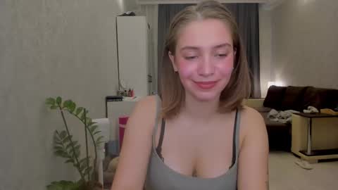 shawty__mariaa online show from 3, 10, 2025