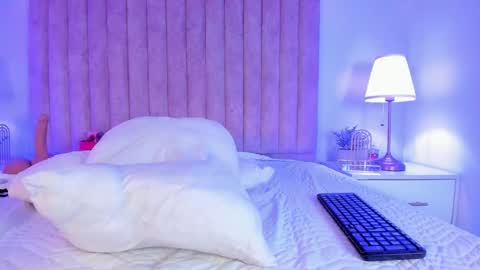 Snapshot of shayladavis chatting on 1, 3, 2025 Shayla Davis online 240 pm - 1000 pm online show from 1, 3, 2025
