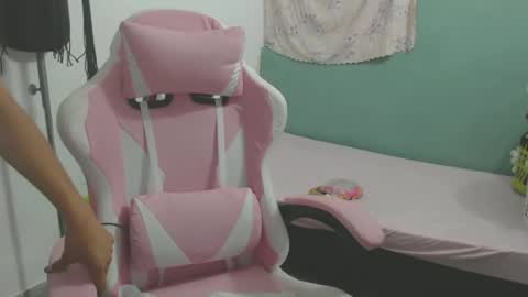 Snapshot of shayna_cute chatting on 13, 7, 2026 Shayna online show from 13, 7, 2026