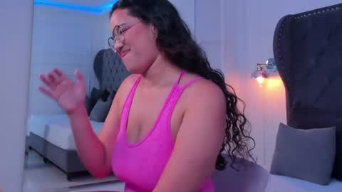 Snapshot of shayra_alina chatting on 17, 6, 2026 shayra_alina online show from 17, 6, 2026