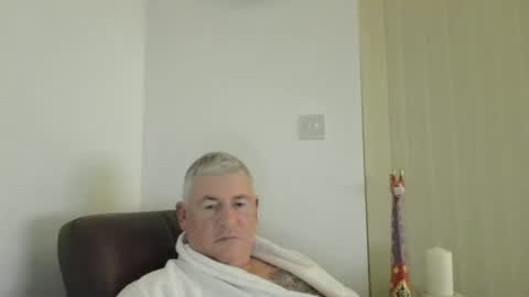 she52 online show from 20, 12, 2025